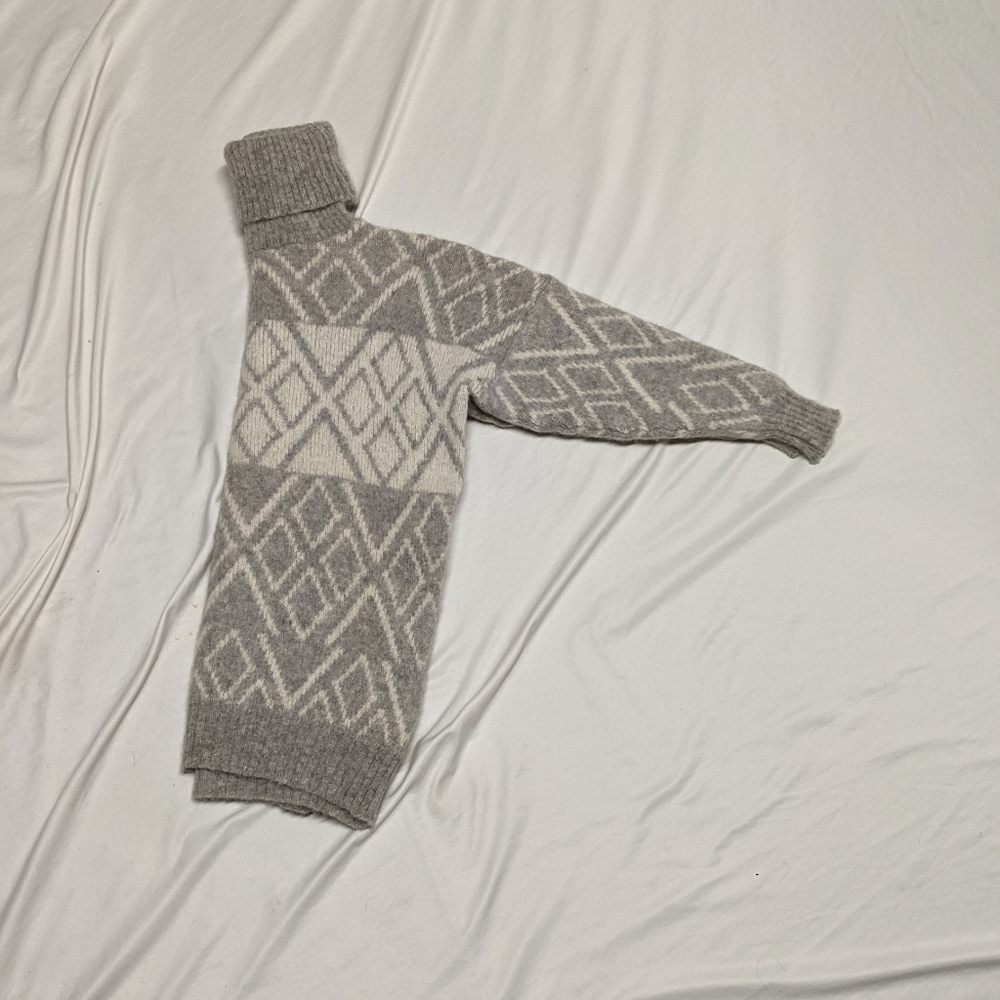Wool Sweater - Picture 6 of 14